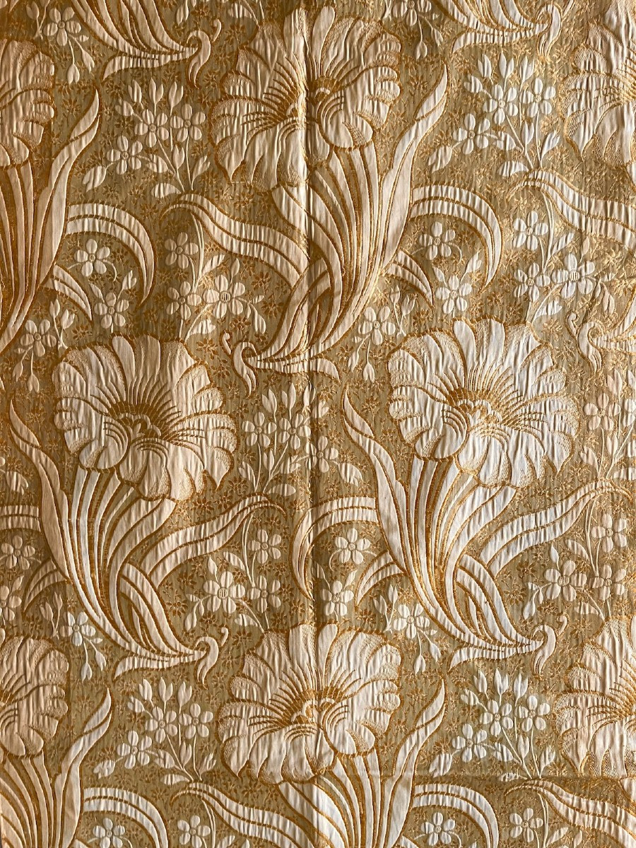 Length Of Art Deco Silk And Linen Fabric, Enhanced With Gold Silk, Antique Fabric