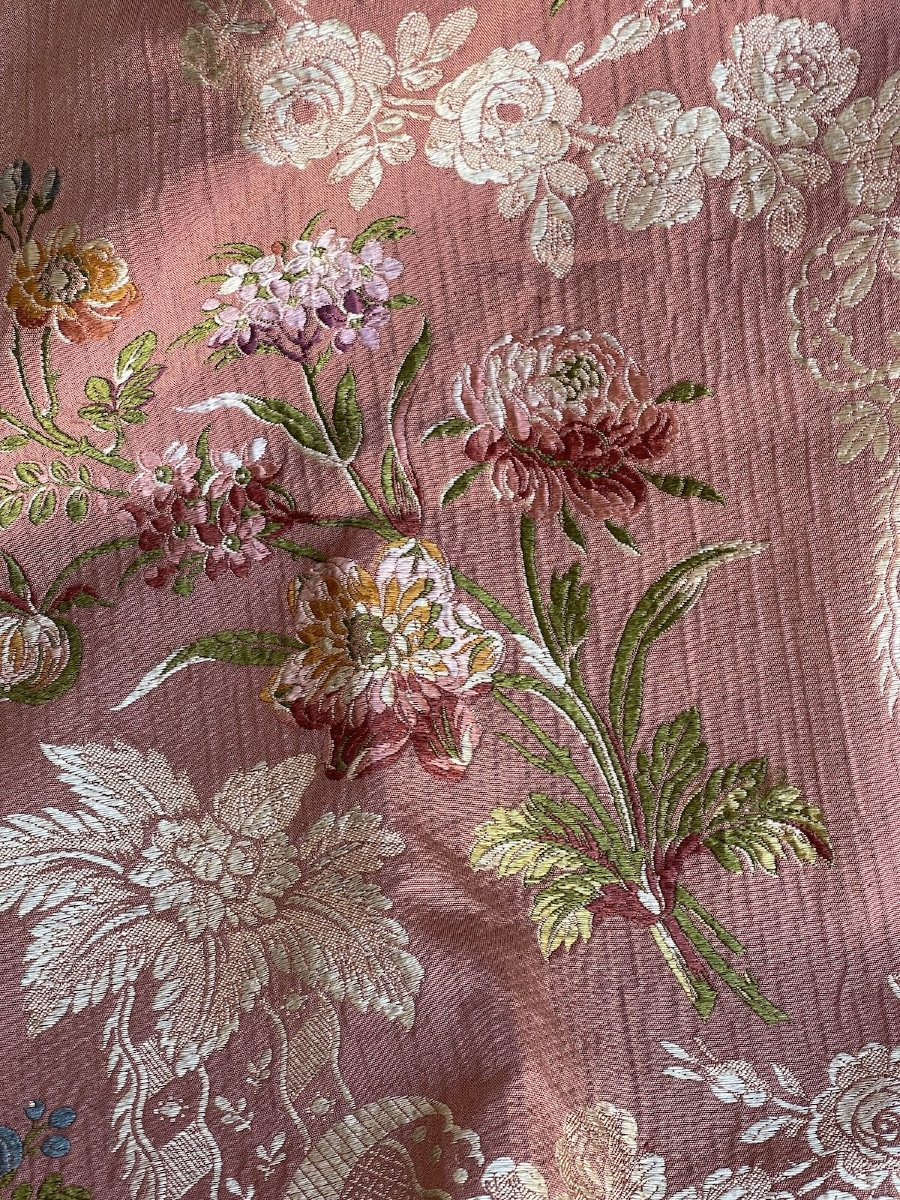 Métrage en Soierie Lyonnaise – XIXᵉ Siècle – Motif Floral-photo-1