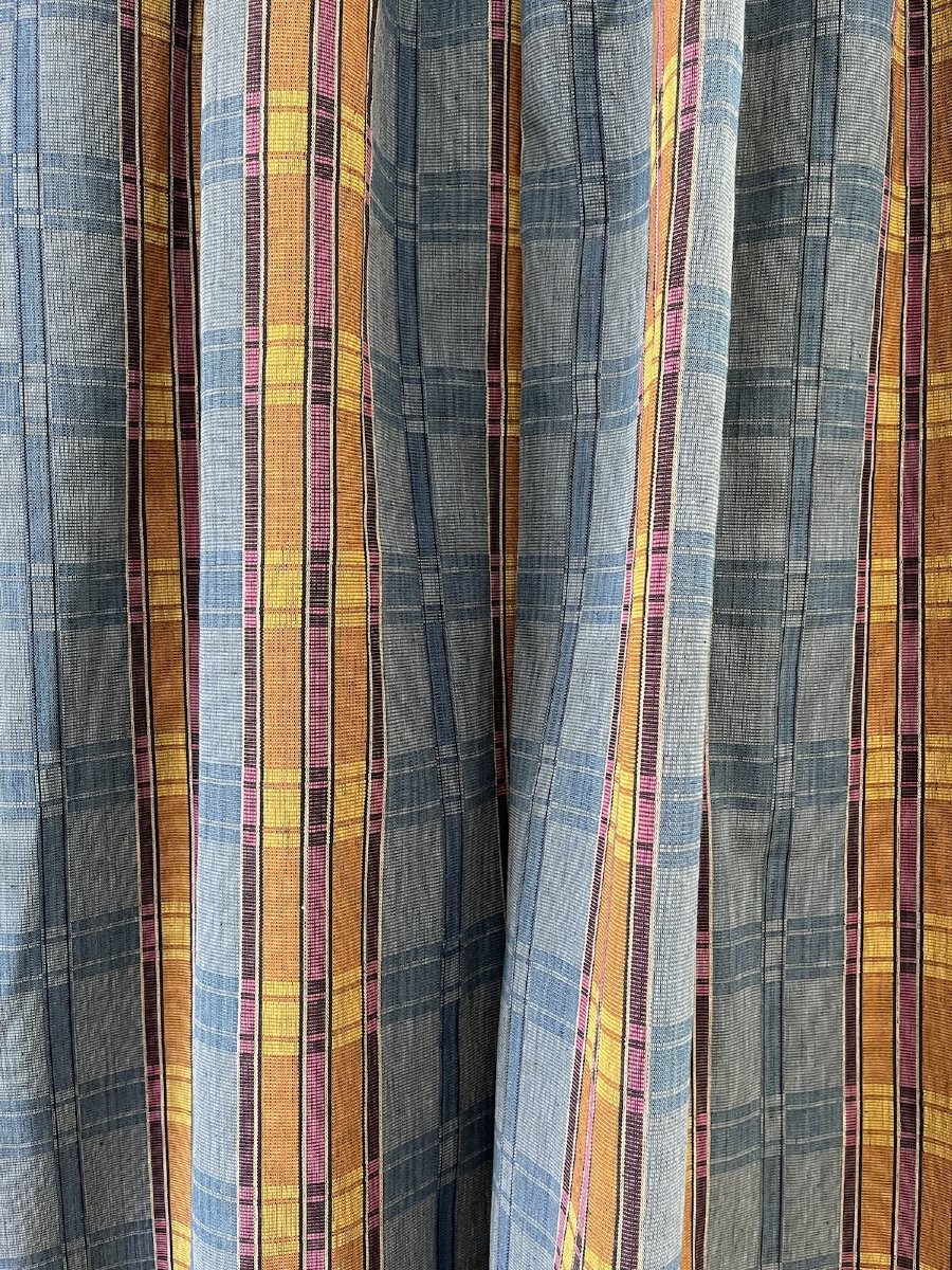 Pair Of Late 19th Century Curtains – Woven In Shades Of Blue And Gold, Trimmed With Fringed Braid-photo-2