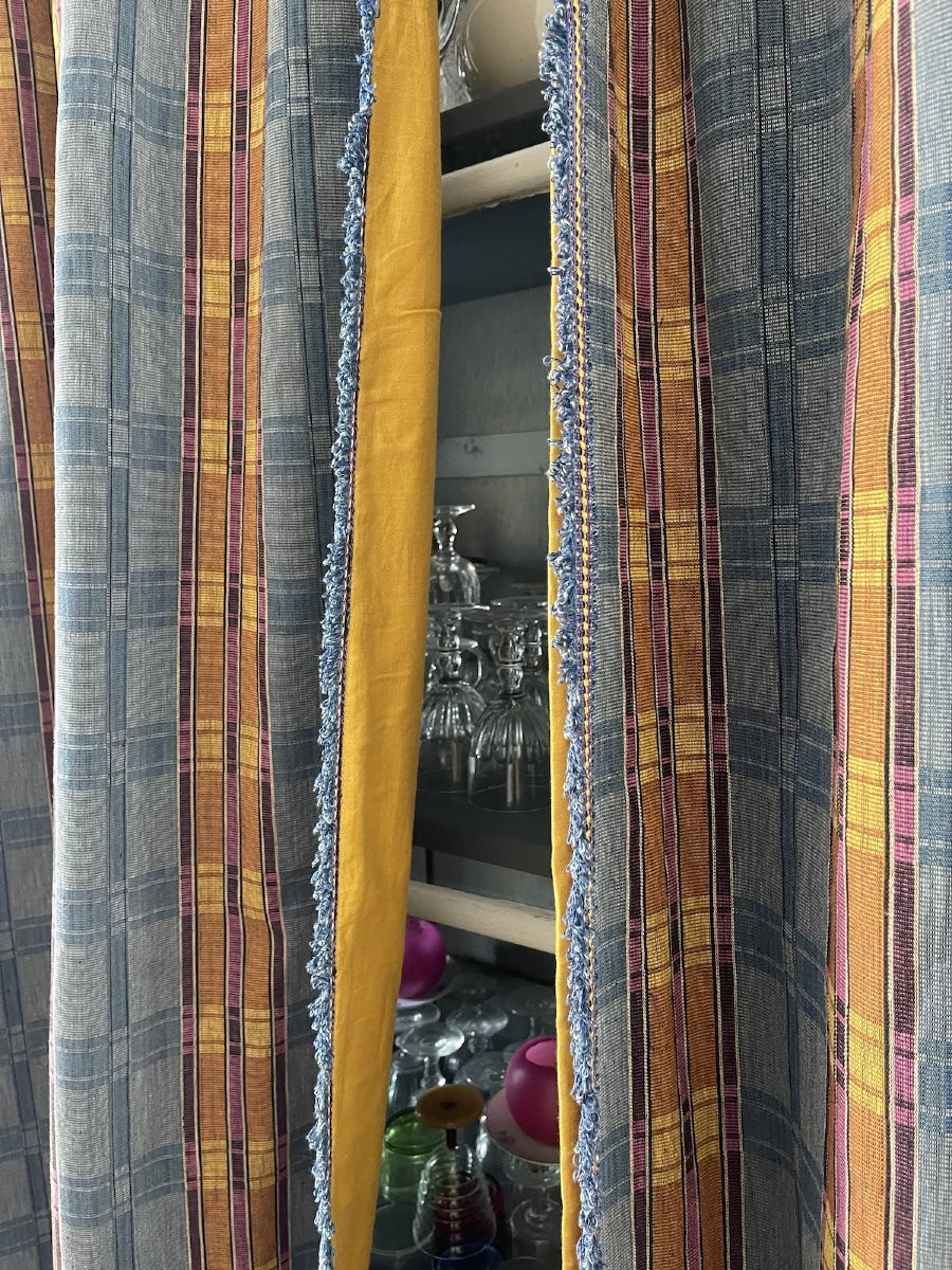 Pair Of Late 19th Century Curtains – Woven In Shades Of Blue And Gold, Trimmed With Fringed Braid-photo-3