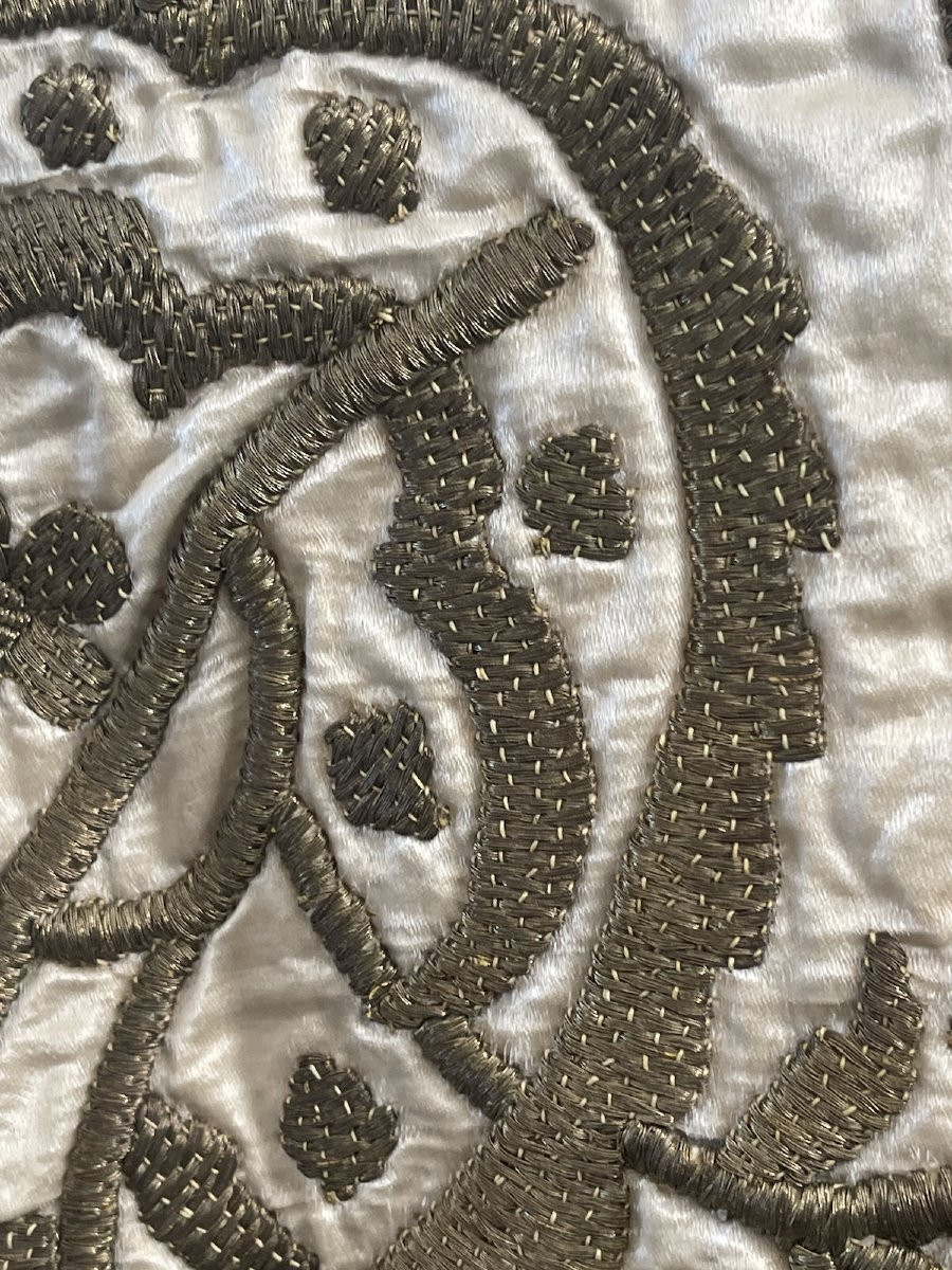  Ottoman Embroidery In Gold Metallic Thread On Cream Silk – With Tugra, 19th Century-photo-2