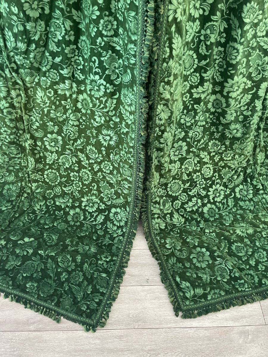 Pair Of Green Silk Velvet Curtains – Genoa Velvet – Floral Decoration – 19th Century-photo-2