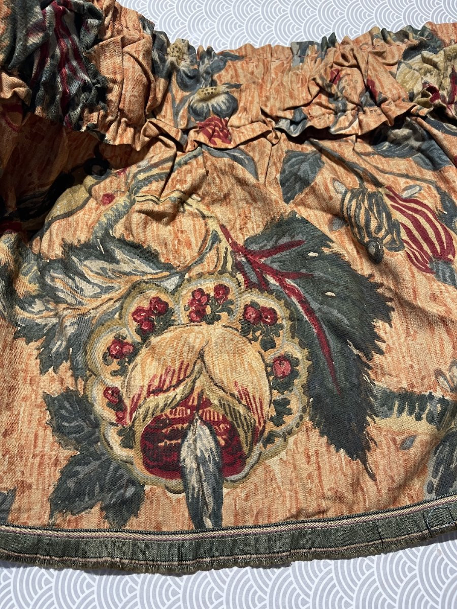 Cantonnière ancienne en tissu imprimé – décor floral et oiseaux, étoffe ancienne -photo-3