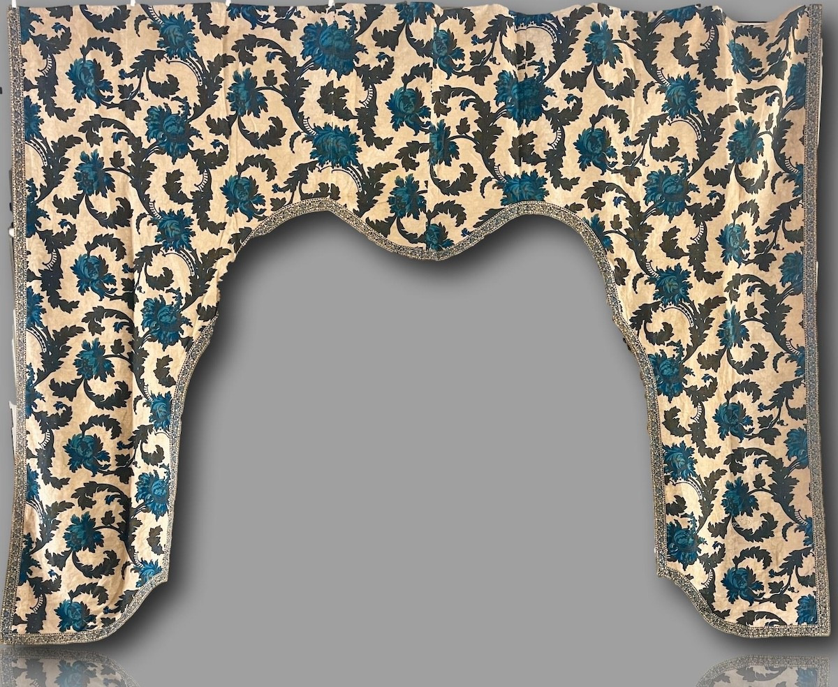 Printed Canvas Door Or Alcove Curtain – Blue Floral Scroll Design – 218 Cm