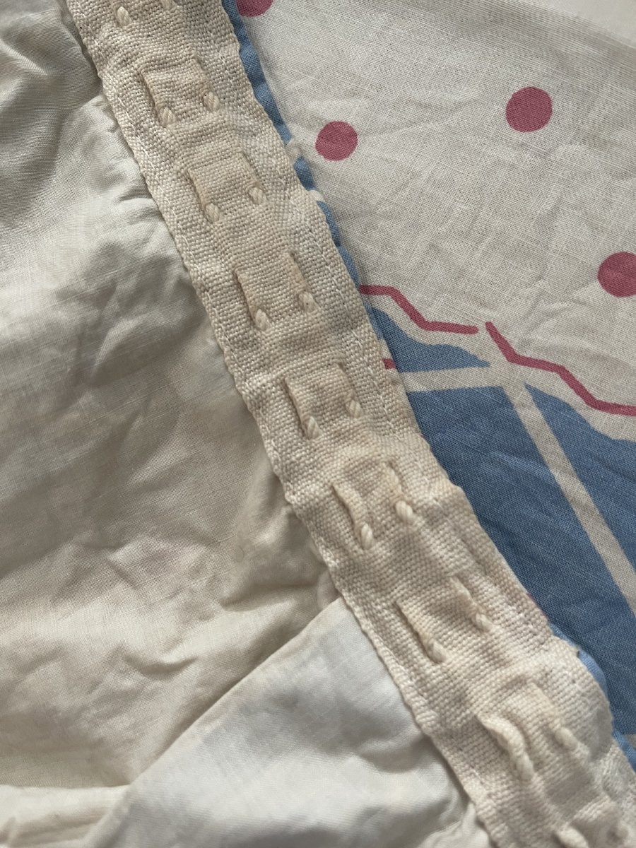 Pair Of Printed Cotton Curtains Decorated With Ribboned Bouquets-photo-4