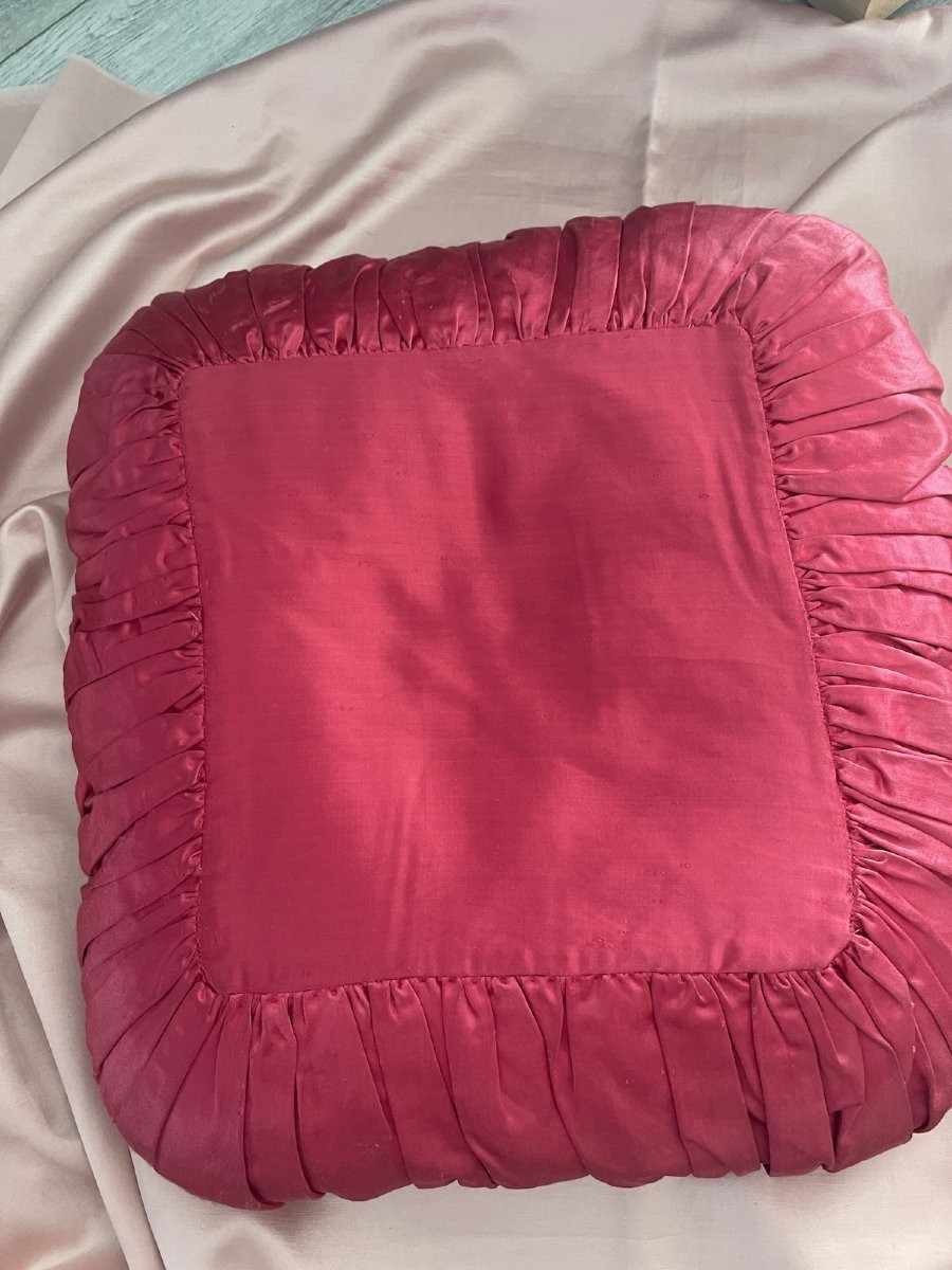 Satin Silk Cushion – Circa 1900 – Petit Point Tapestry Embroidery-photo-2