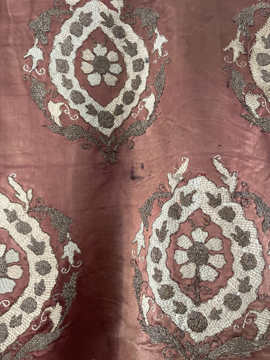 Metallic Thread Embroidered Silk Ottoman Hangings - Ottoman Empire, XIXᵉ Century-photo-3