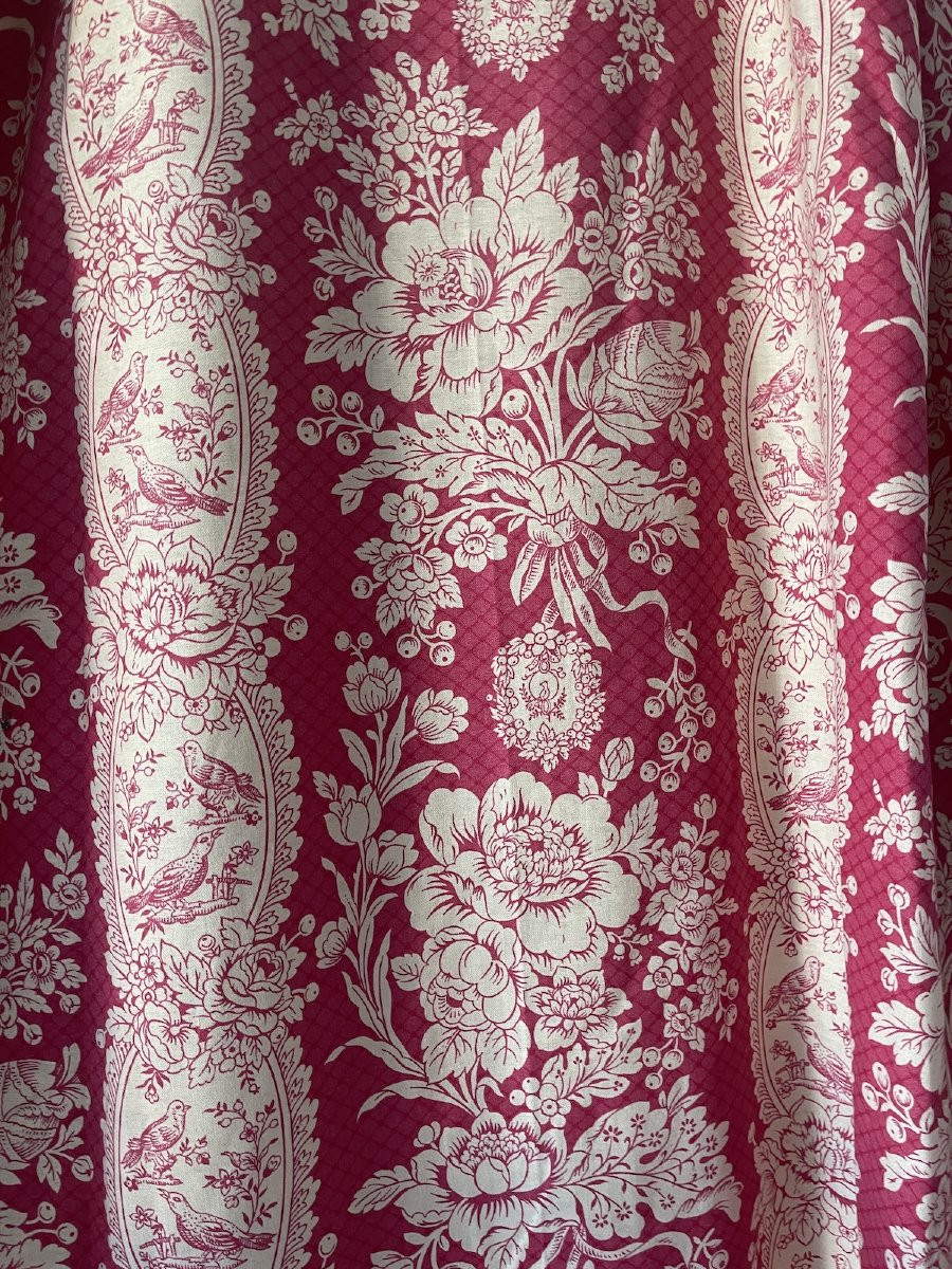 Pair Of Large Printed Curtains With Floral And Bird Motifs - Exceptional Fabric-photo-2