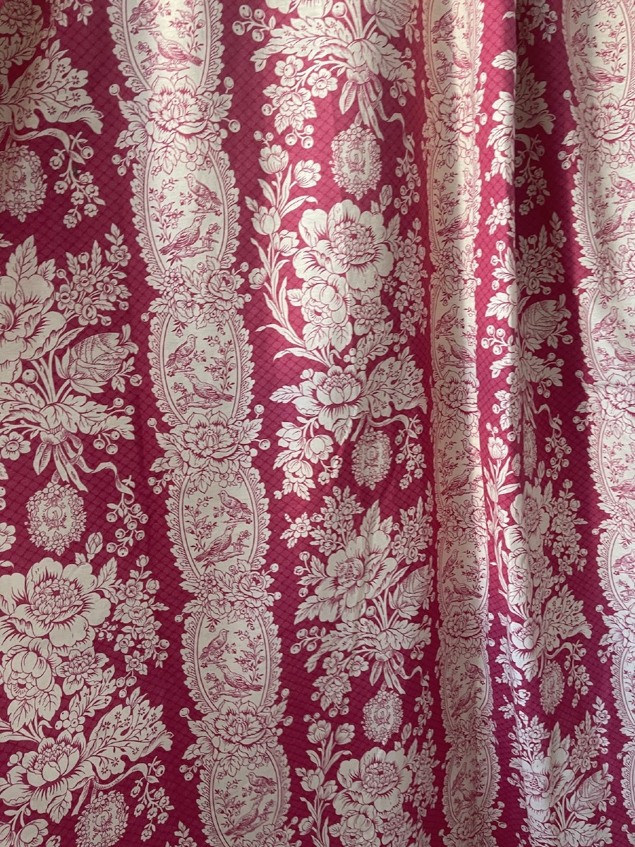 Pair Of Large Printed Curtains With Floral And Bird Motifs - Exceptional Fabric-photo-3