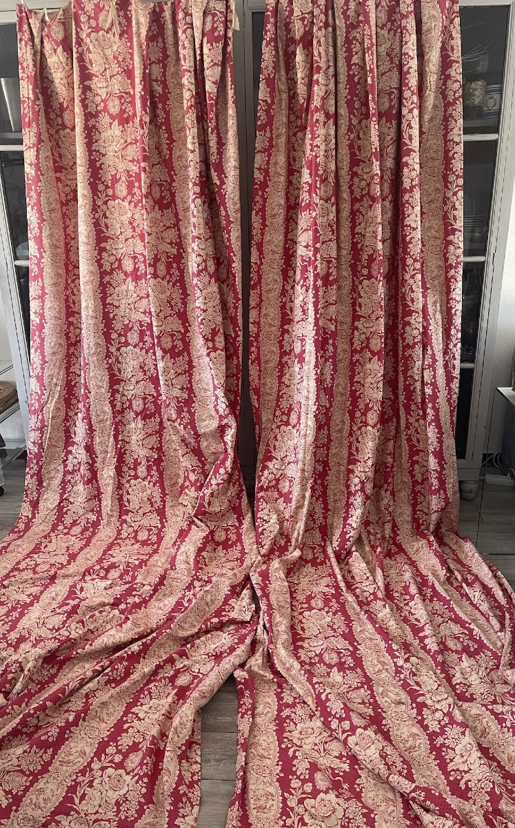 Pair Of Large Printed Curtains With Floral And Bird Motifs - Exceptional Fabric-photo-1