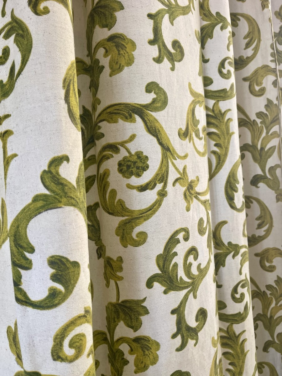 Seconde Paire de rideaux en lin imprimé esprit baroque 295 cm x 125 cm. 4 paires disponibles