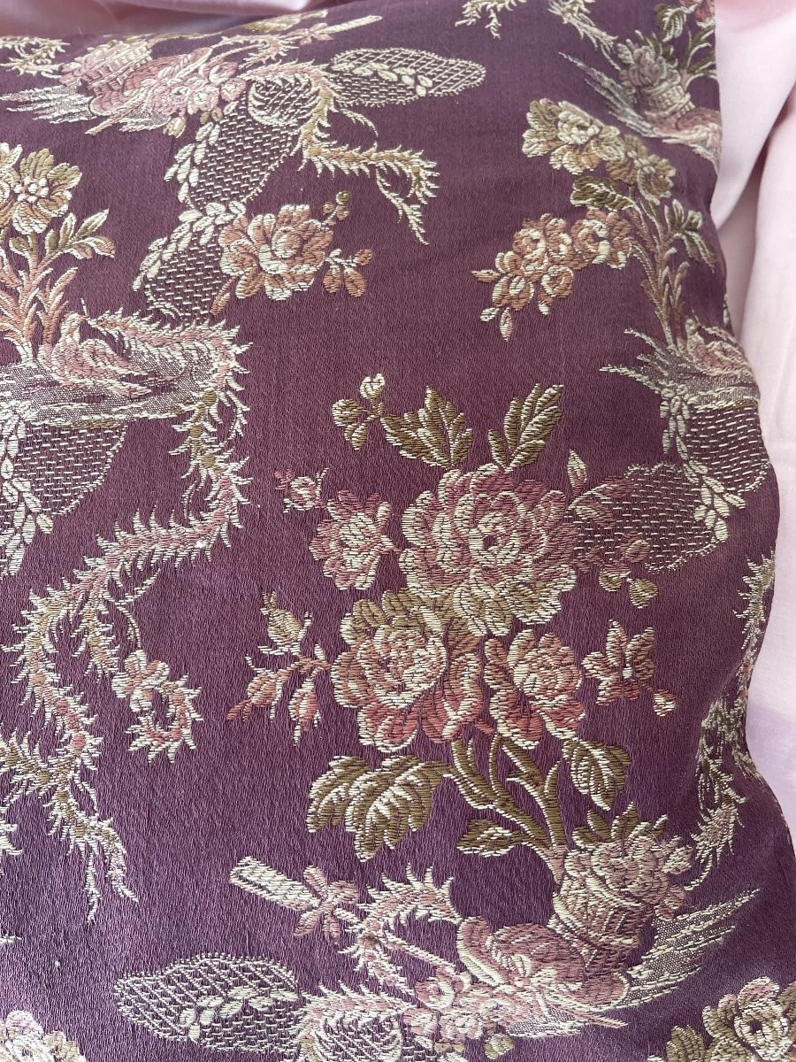 Paire de coussins en lin et soie– Époque XIXᵉ siècle .Décor XVIIIème-photo-7