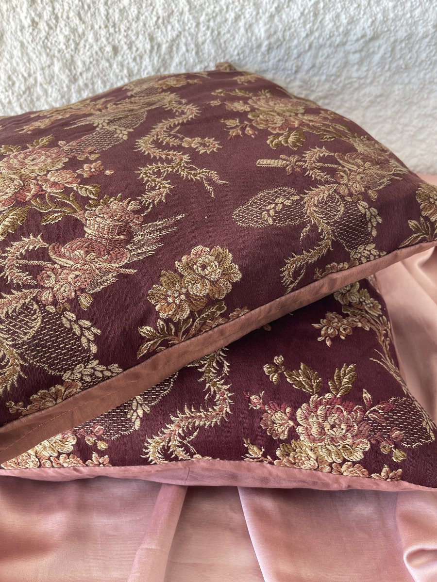Paire de coussins en lin et soie– Époque XIXᵉ siècle .Décor XVIIIème-photo-8