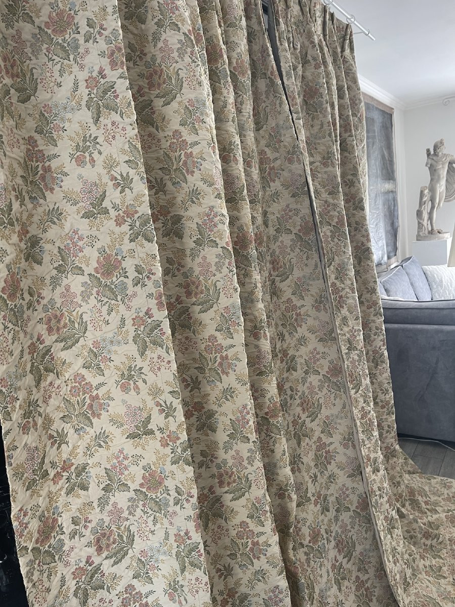 Pair Of Vintage Upholstery Curtains With Delicate Pastel Bouquets-photo-6