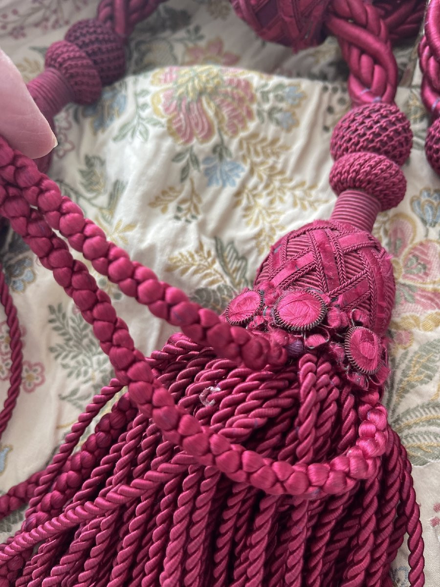 Paire d’embrases en passementerie ancienne, rose profond. 4 pompons et leur cordon-photo-5