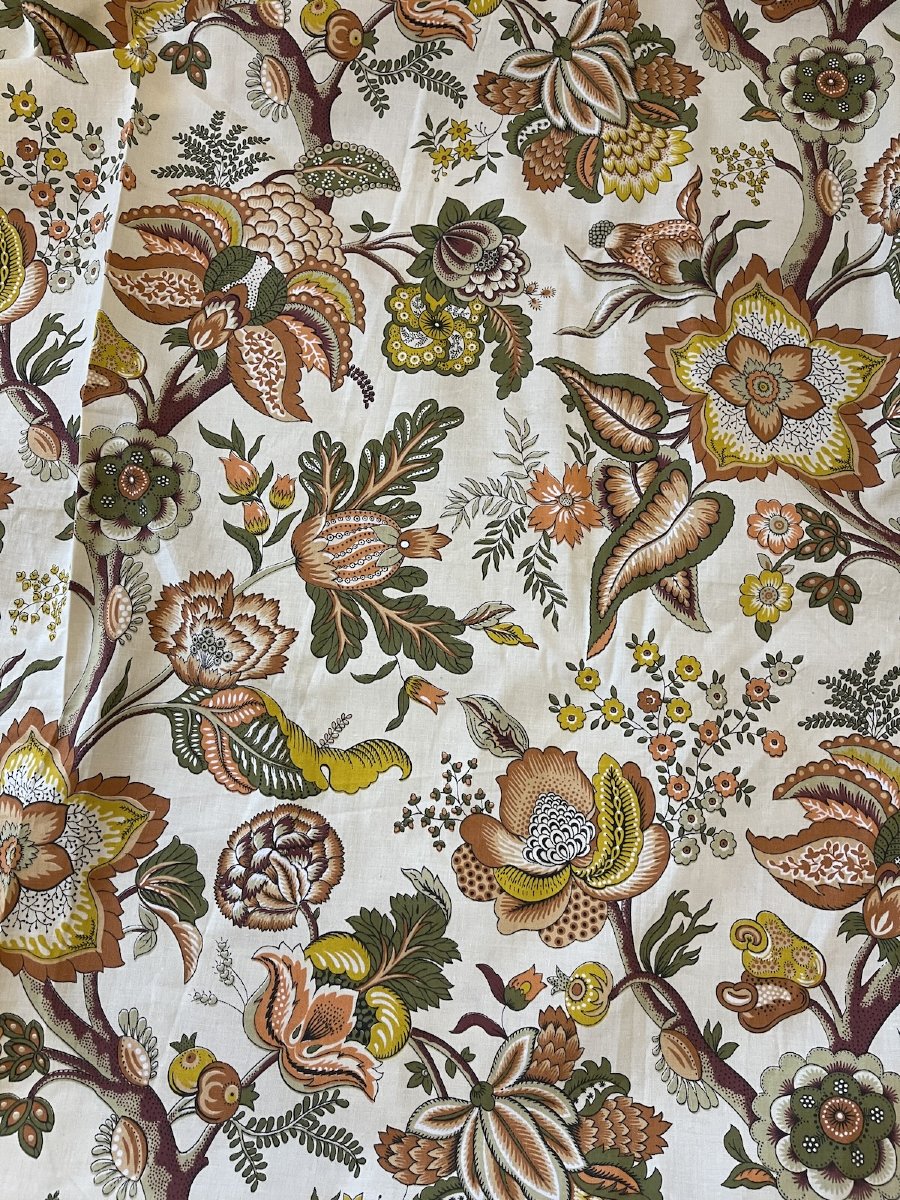 Vintage Fabric, Printed Yardage With Exuberant Flowers - 380 X 127 Cm-photo-3