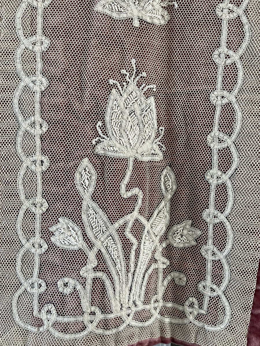 Tapis de Table ou Tête de Lit en Velours de Soie Capitonné et Dentelle Brodée – Fin XIXème-photo-4