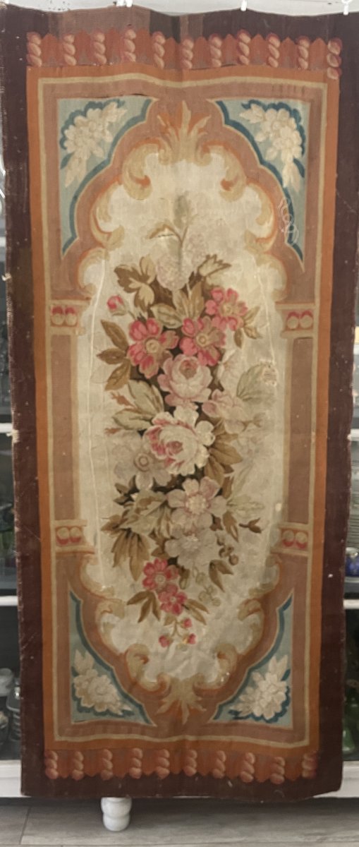 Tapisserie d'Aubusson, époque XIXᵉ siècle, décor floral 