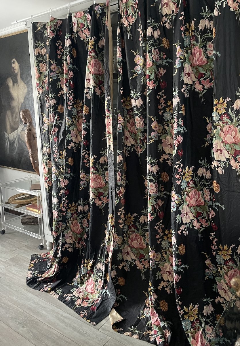 Première Paire de rideaux en chintz à décor floral roses, pivoines, oeillets-photo-2