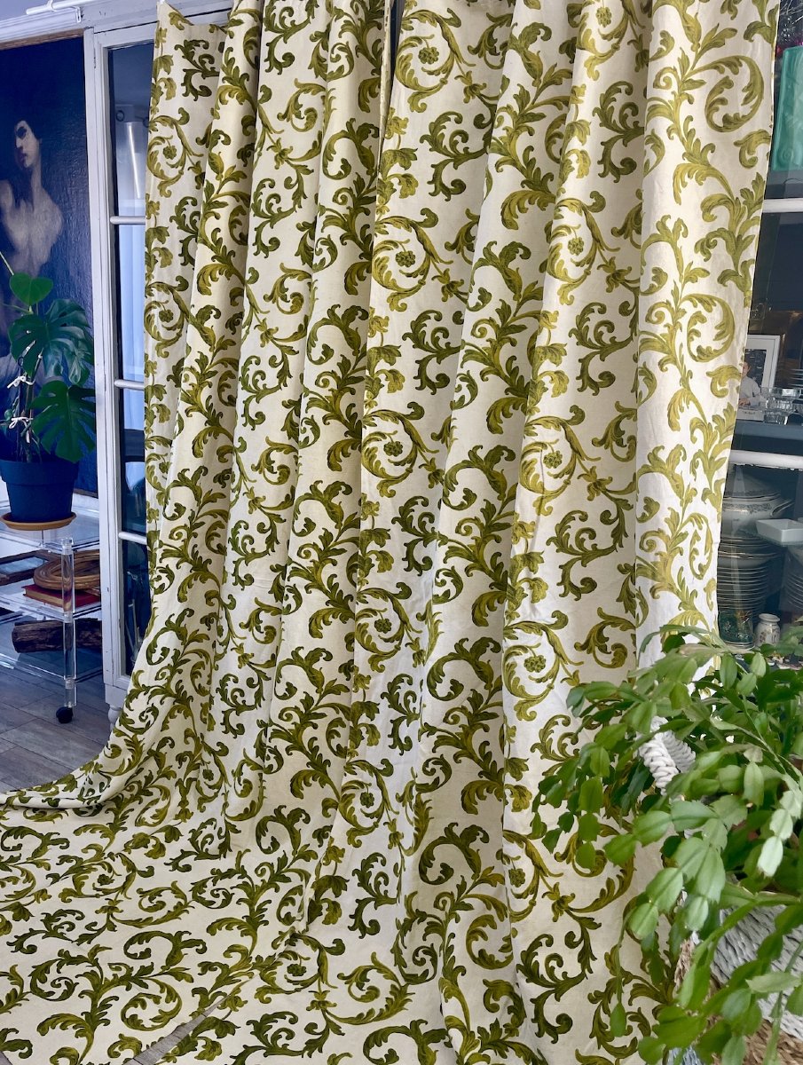 Second Pair Of Baroque-style Printed Linen Curtains, 295 Cm X 125 Cm.  2 Pairs Available-photo-5