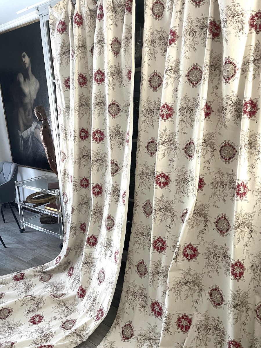 First Pair: 2 Printed Curtains – Grayscale Design Featuring Cherubs, Doves, And Purple Medallions