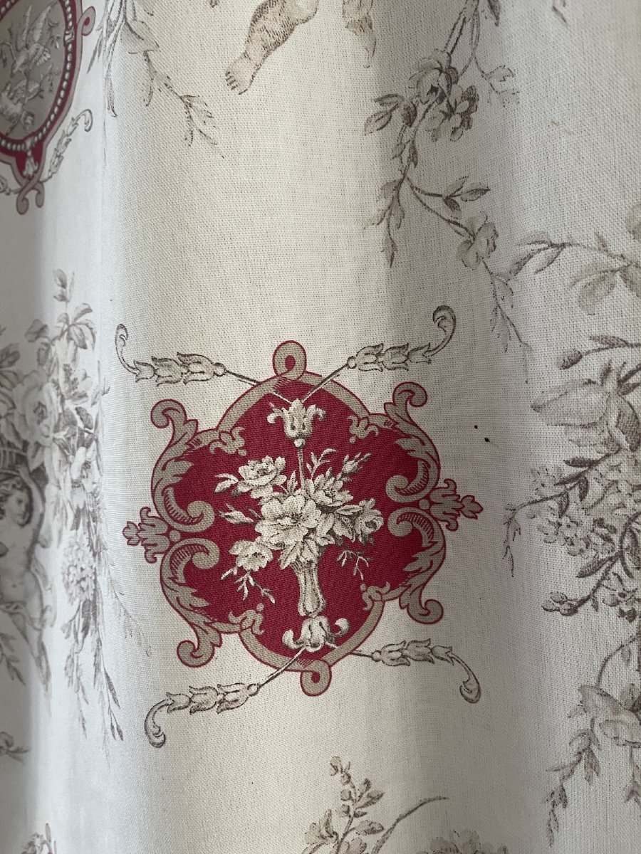 Second Pair: 2 Printed Curtains. Gray-scale Design Featuring Cherubs, Doves, And Purple Medallions-photo-2
