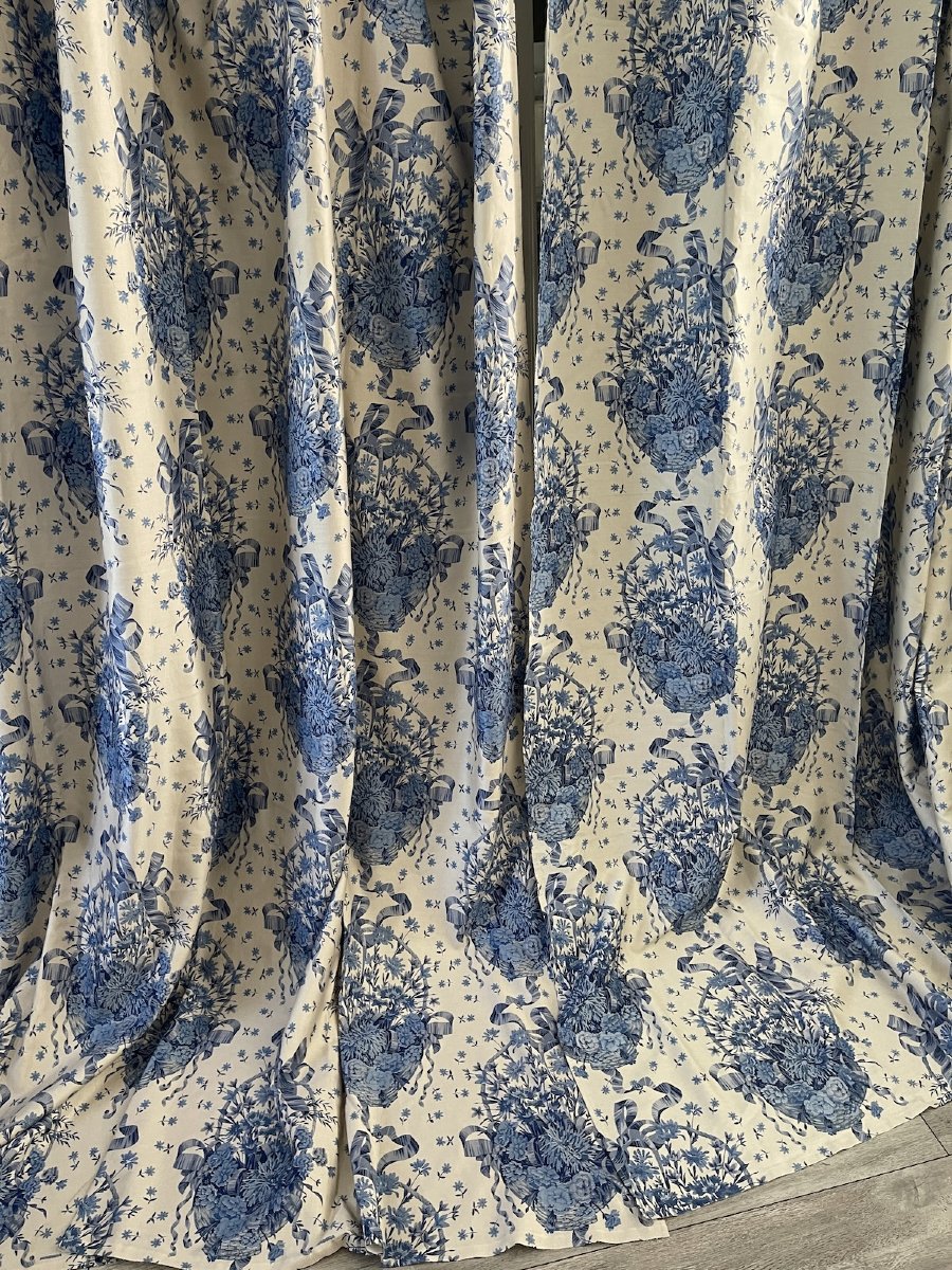  Pair Of Printed Curtains In A Harmony Of Blues-photo-7