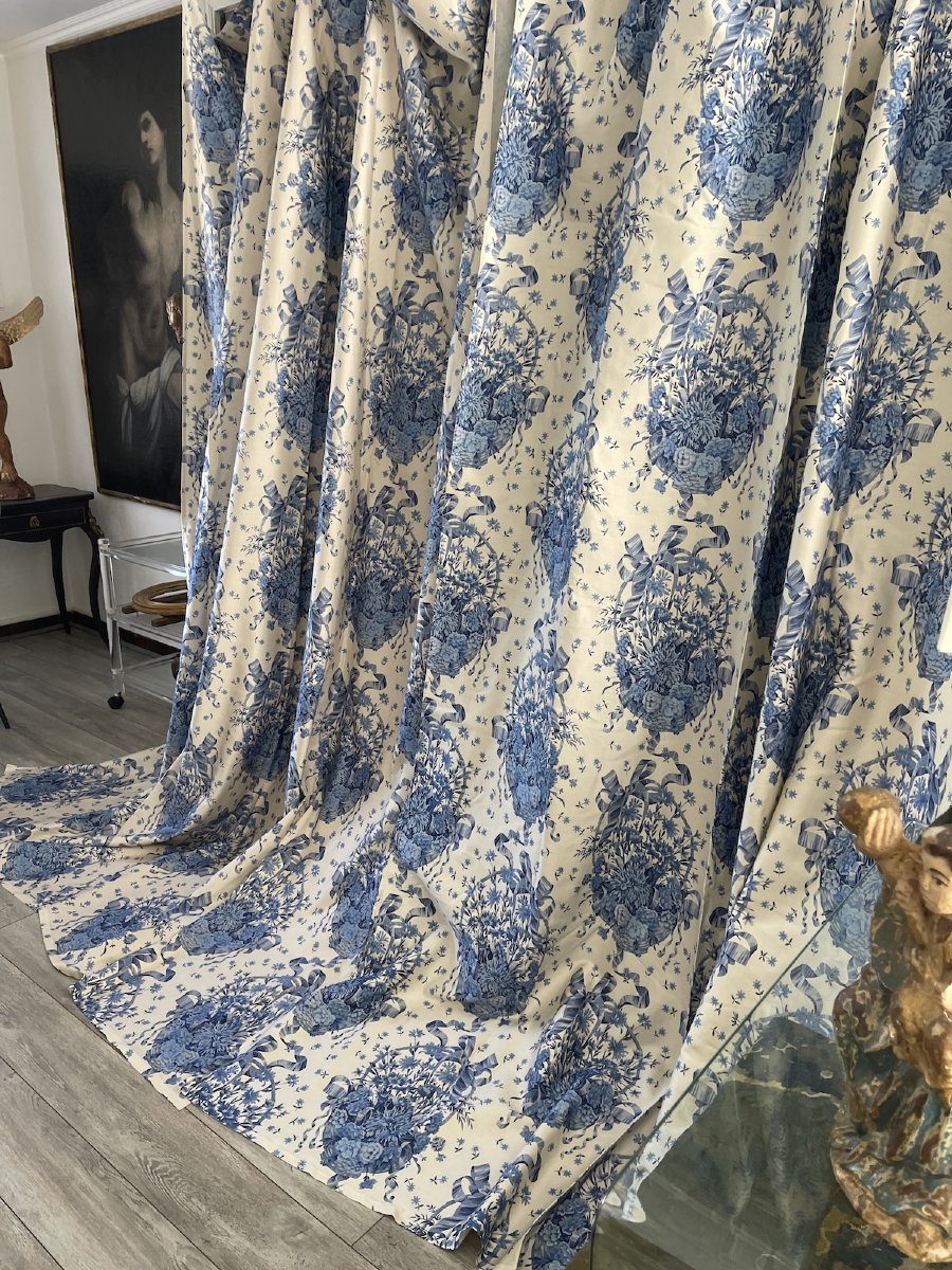  Pair Of Printed Curtains In A Harmony Of Blues-photo-8