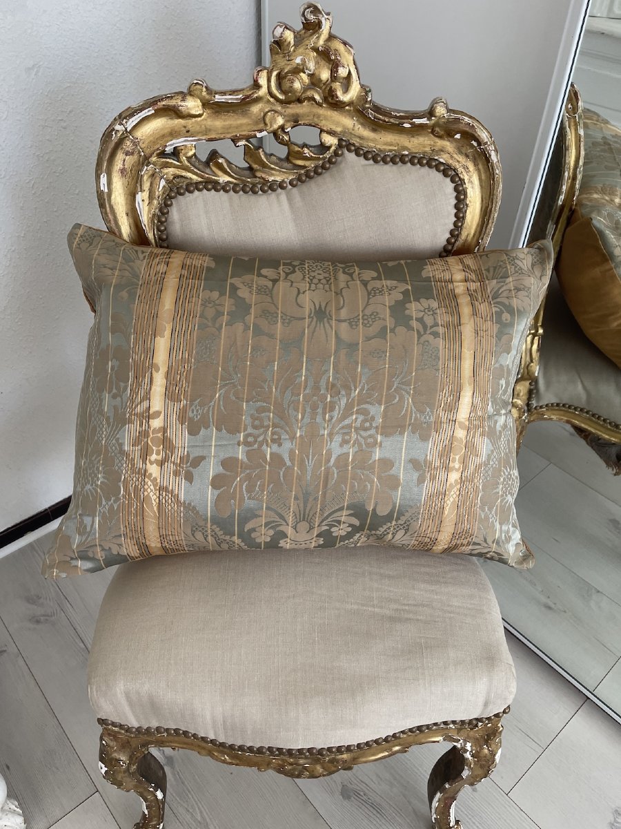 19th-century Damask Silk Pillow-photo-2