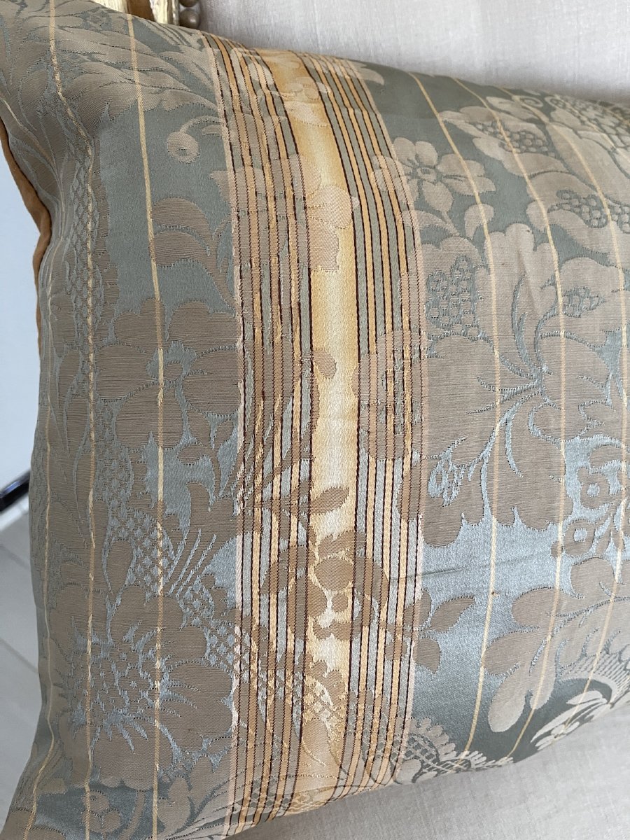 19th-century Damask Silk Pillow-photo-3