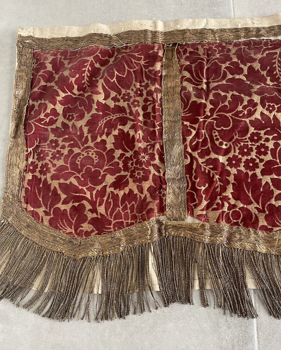 Antique Decorative Textile Made Of Red And Gold Silk Velvet, With Fringe-photo-3
