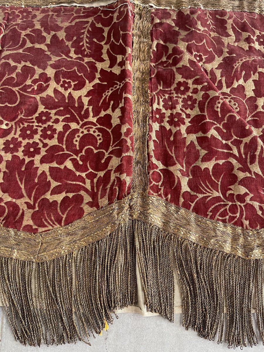 Antique Decorative Textile Made Of Red And Gold Silk Velvet, With Fringe-photo-3