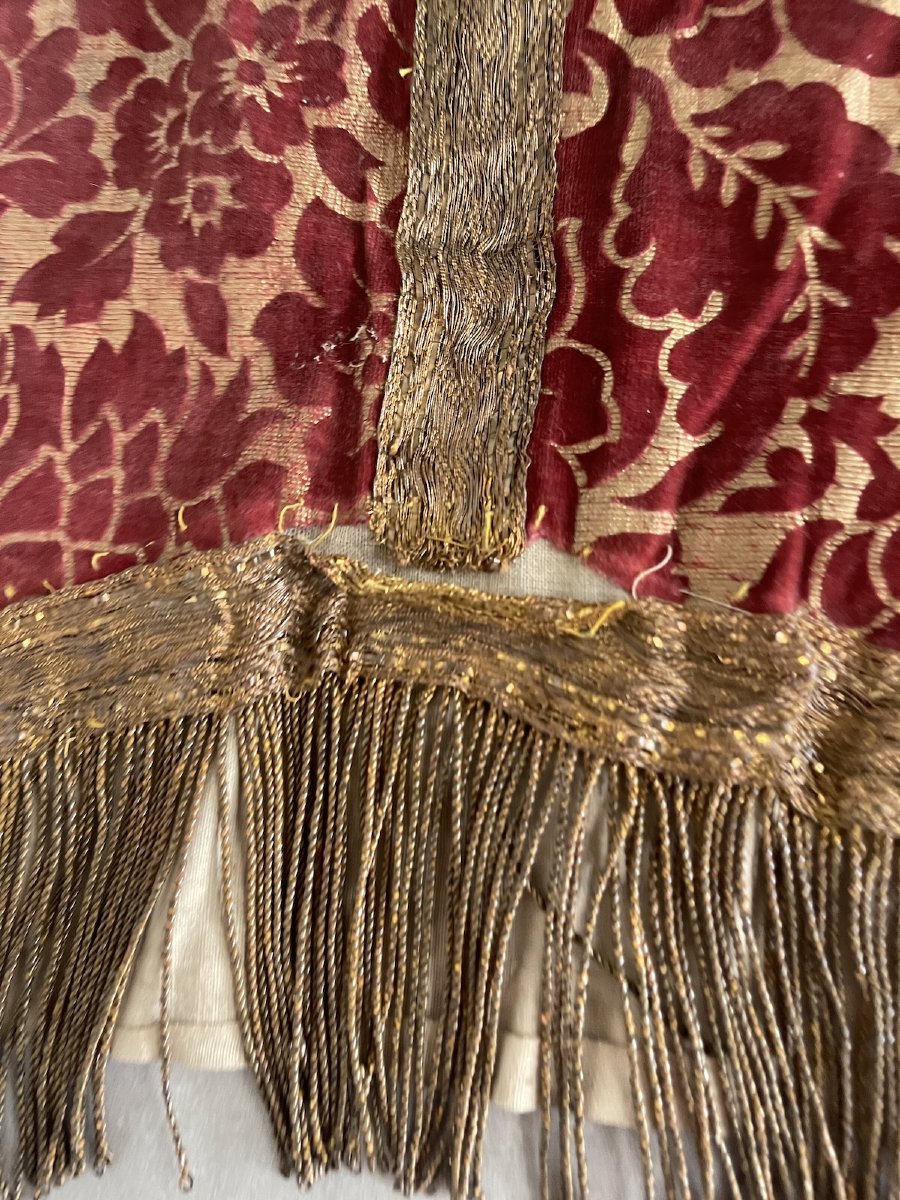 Antique Decorative Textile Made Of Red And Gold Silk Velvet, With Fringe-photo-4