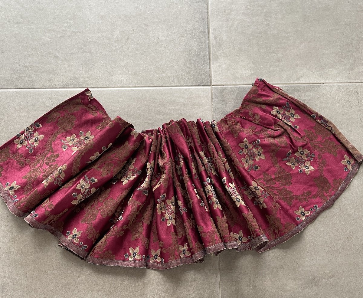 Fuchsia-pink Silk Valance With Floral Decoration, Late 19th Century-photo-4