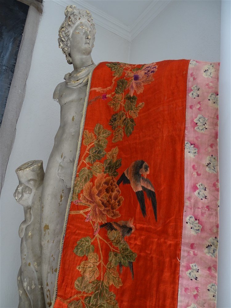 Japanese Embroidery On Red Silk Hanging With Floral And Birds Decor-photo-5