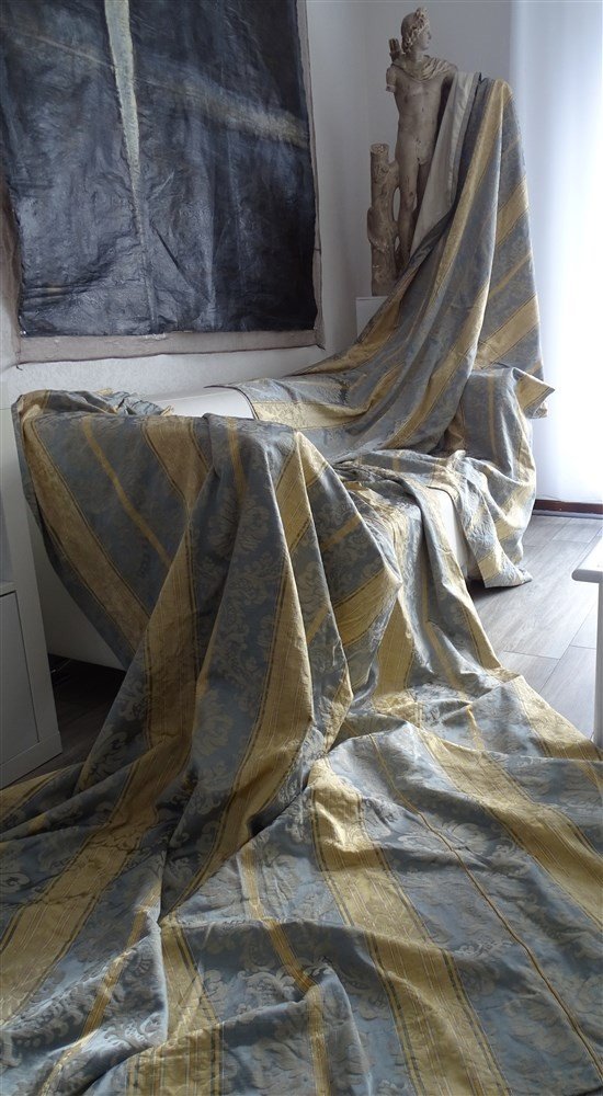 Pair Of Silk Drapes Floral Decor