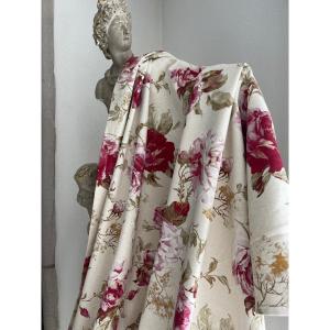 Paire De Tentures Au Large Decor Floral Roses Anciennes  313 cmx135 cm