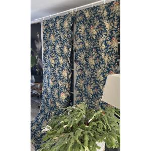 Première Paire de rideaux bleus de France roses et fleurs printanières