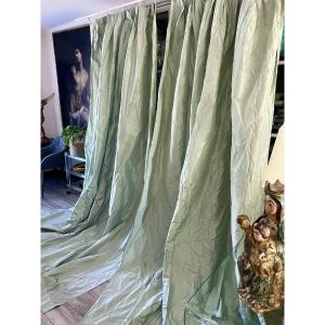 Pair Of Water-green Silk Taffeta Curtains 310 Cm X 233 Cm