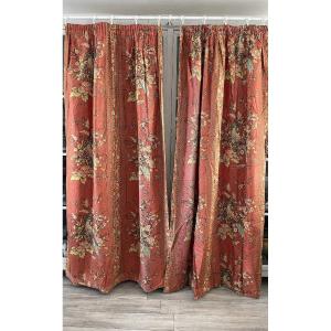 Seconde Paire de rideaux à décor de faisans et oiseaux parmi les fleurs Étoffe XXᵉ siècle