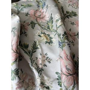 Jacquard Silk Fabric With Floral Pattern – Prestigious Vintage Piece