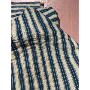 Coverture piquée XIXème rayures bleues et beige  région Bordelaise