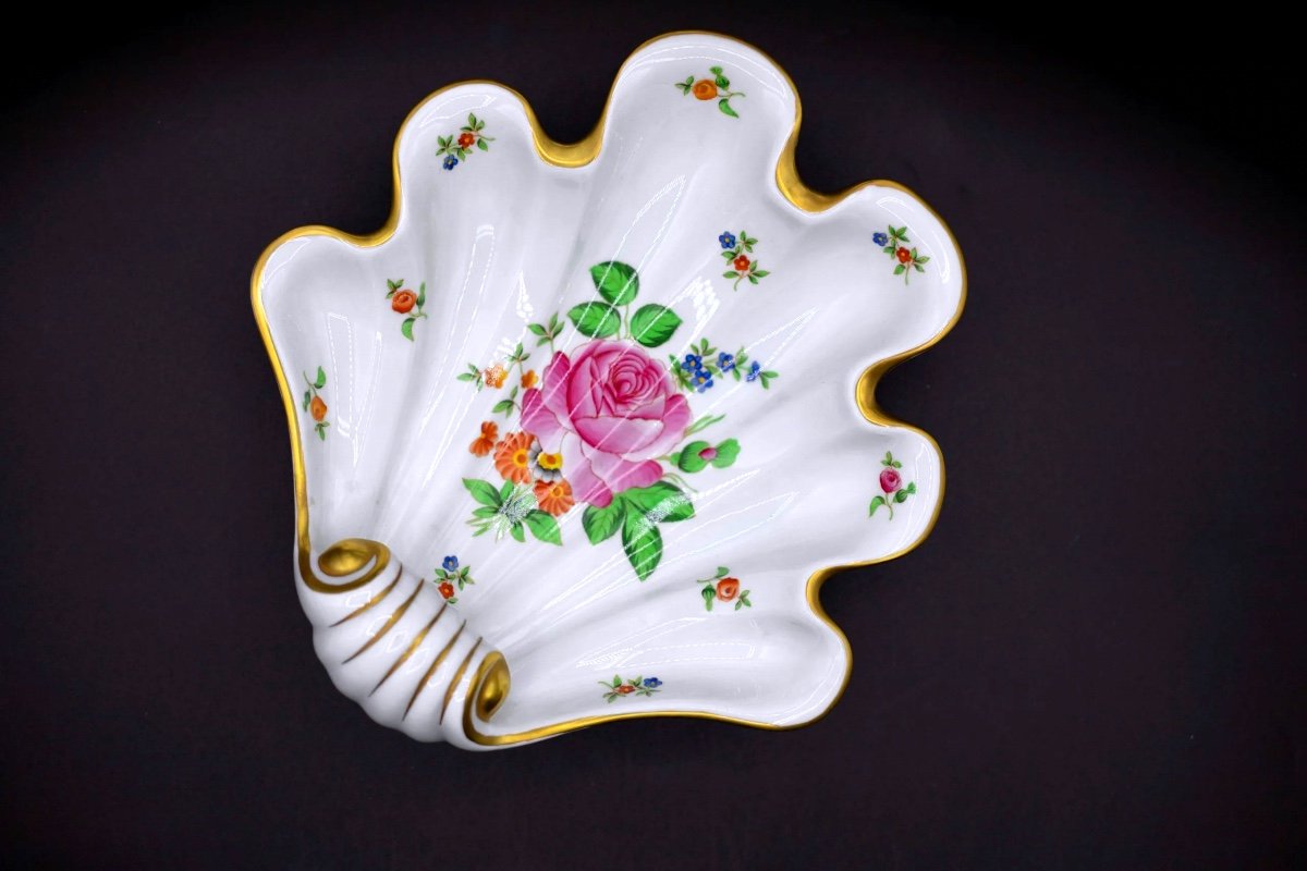 Herend Porcelain Dish Hungary Shell Shape Plate-photo-1