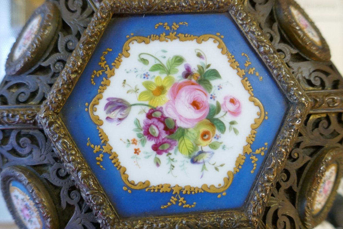Coffret De Sèvres En Bronze à Plaques De Porcelaine De Style Tahan. Pour Le Marché Oriental.-photo-7