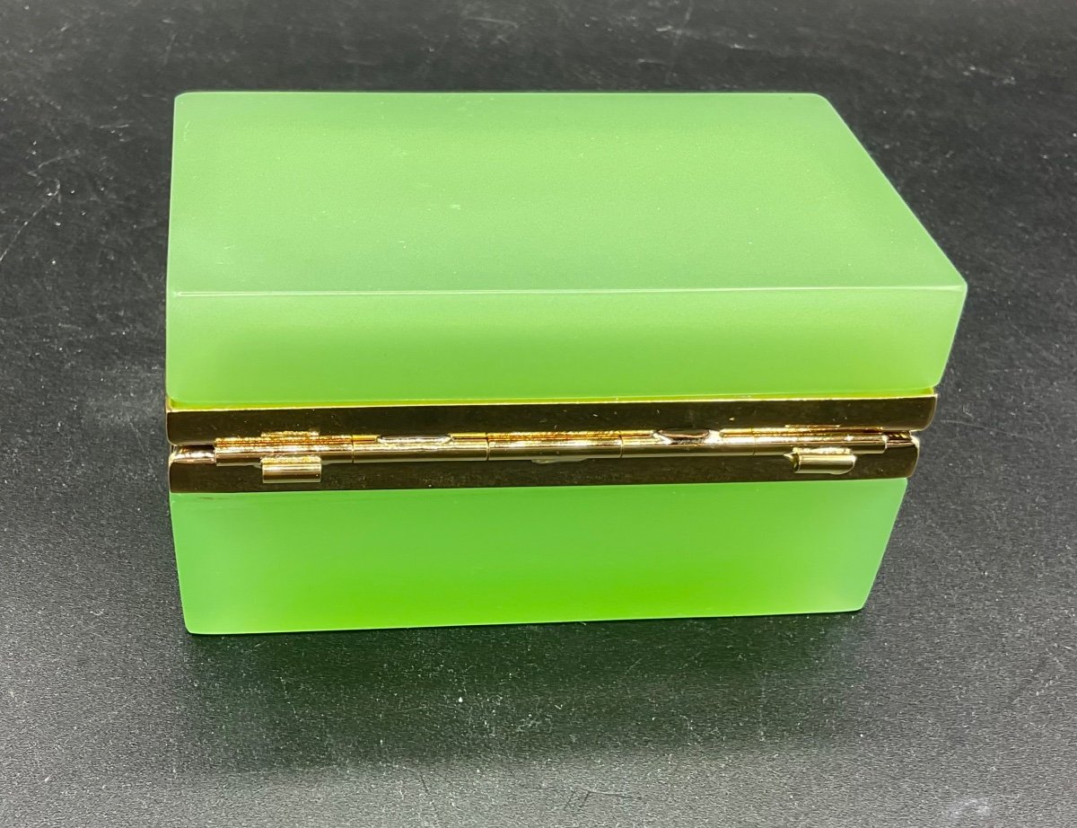 Coffret En Verre d'Opaline Française-photo-1