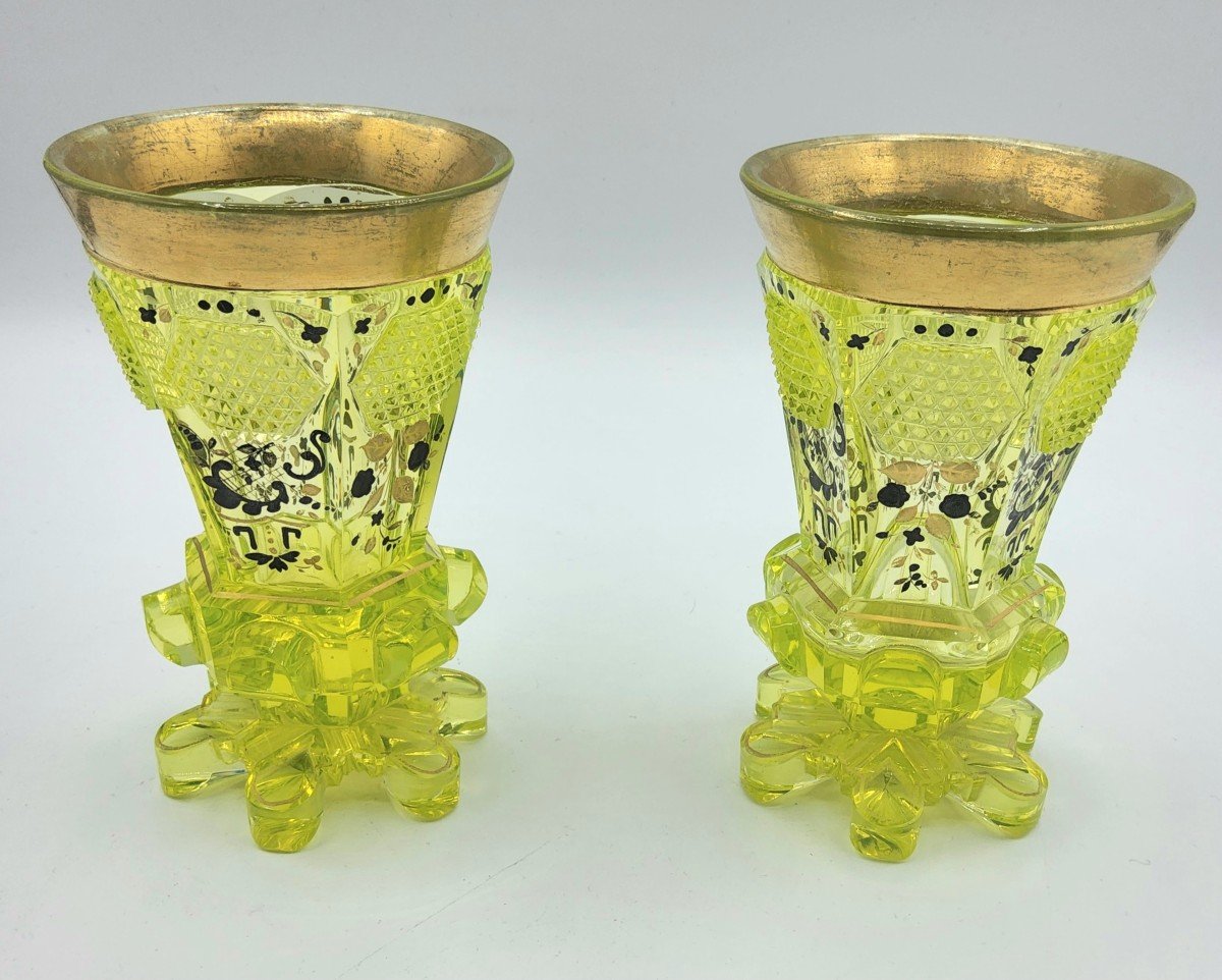 Paire De Magnifiques Vases En Verre Émail Boheme  Vaseline Uranium Les Plus Rares -photo-8