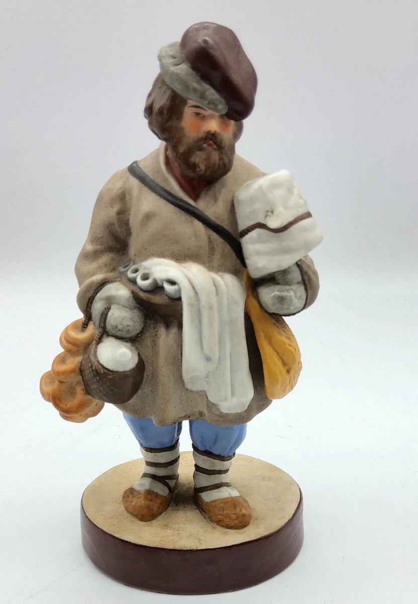 Russian Gardner Figurine From Magic Lantern Street Sellers Series ,sbiten Seller-photo-2