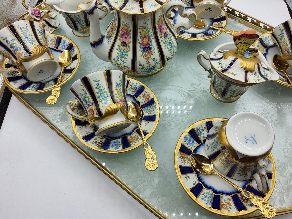 Service à Café En Porcelaine De Sèvres Pour 6 Personnes Avec Plateau Et Cuillères-photo-3