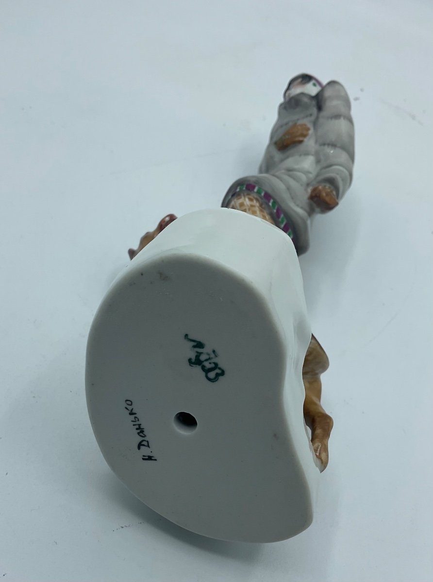 Dame Qui A Peur d'Un Chien : Une Figure En Porcelaine Soviétique, Natalia Danko,très Rare -photo-3