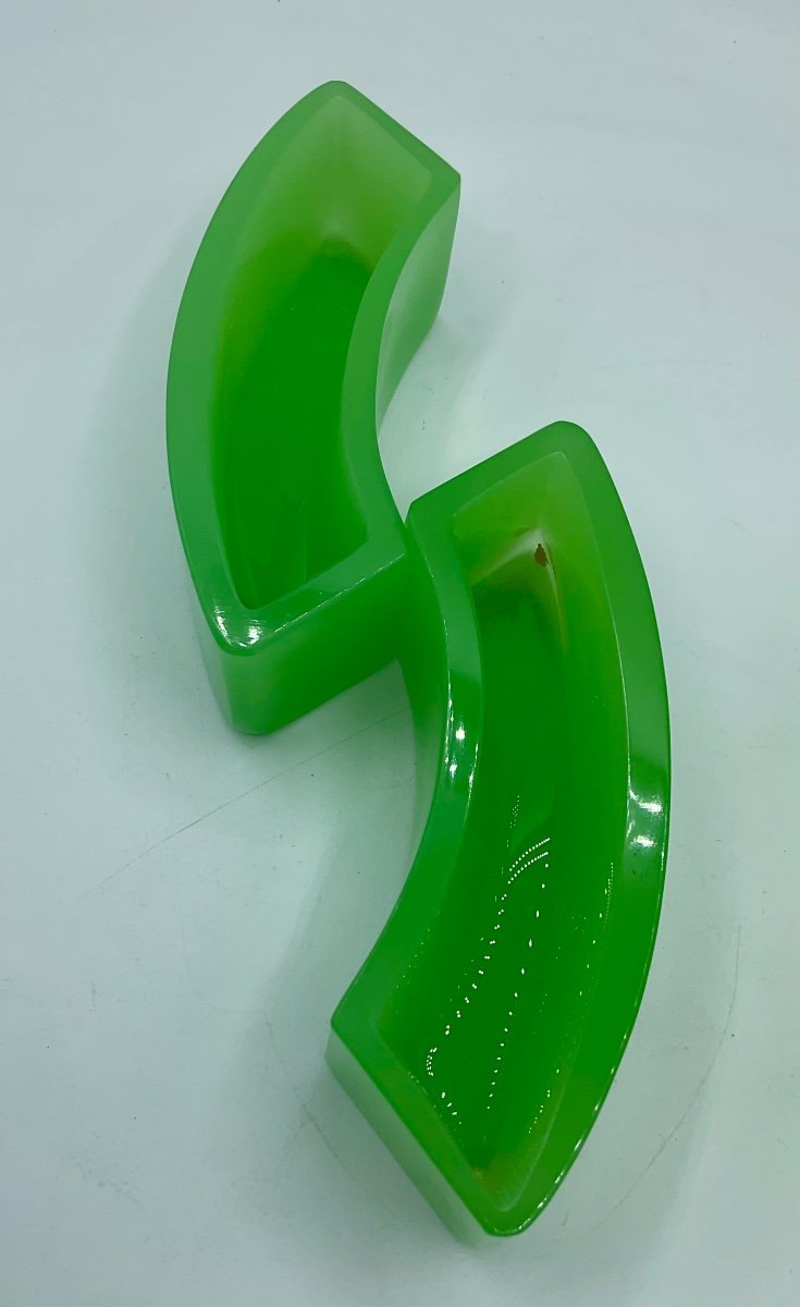 Très Rare Décoration De Table En Verre De Murano Opaline Vert, Prix Pour 2